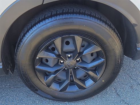 Used 2024 Honda CR-V LX image 8