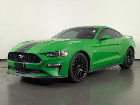 Used 2019 Ford Mustang GT Premium w/ GT Performance Package RWD image 4
