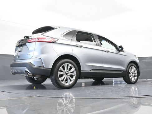 Used 2022 Ford Edge Titanium image 64