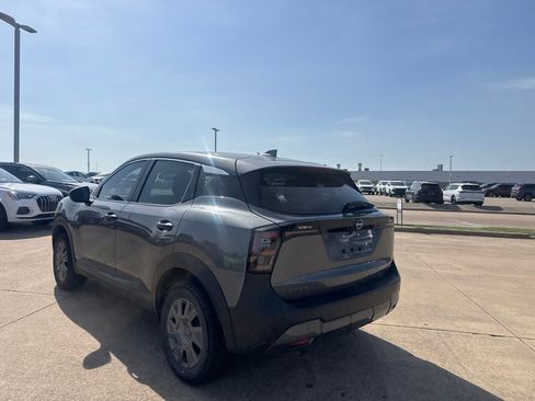 Used 2025 Nissan Kicks S AWD/4WD image 14