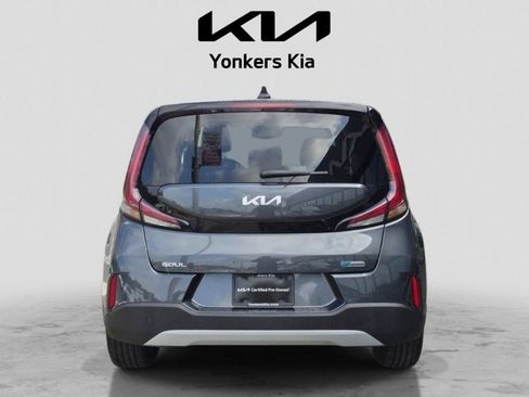 Certified 2023 Kia Soul EX FWD image 7