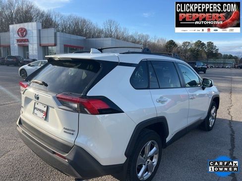 Used 2021 Toyota RAV4 Limited image 7