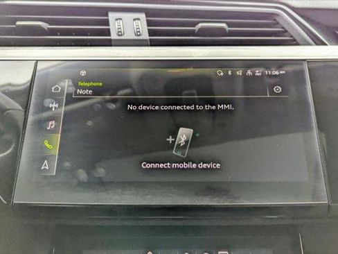 Used 2021 Audi e-tron Premium w/ Convenience Plus Package image 29