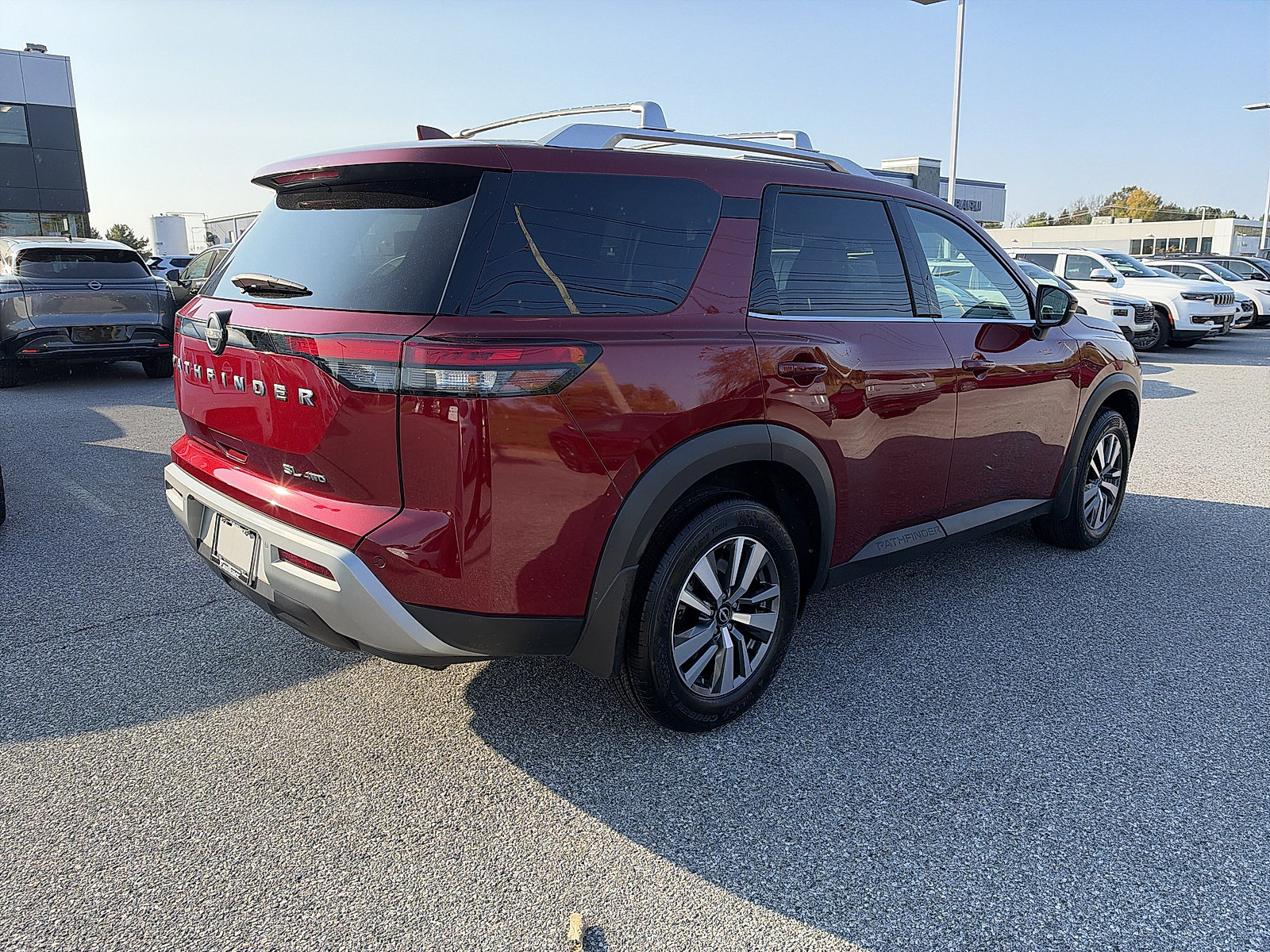 Certified 2024 Nissan Pathfinder SL AWD/4WD image 3