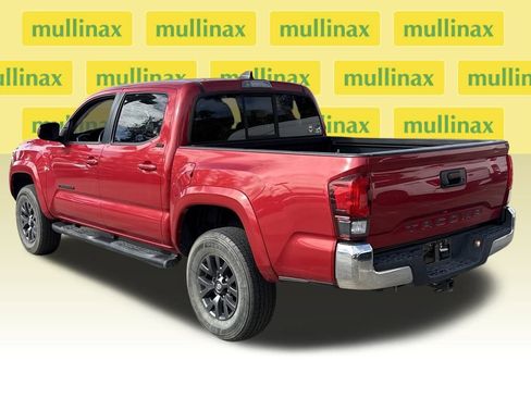 Used 2021 Toyota Tacoma SR5 w/ SR5 Appearance Package (SM) image 8