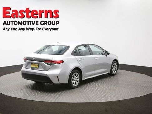 Used 2024 Toyota Corolla LE image 39