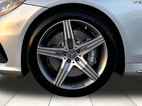 Used 2015 Mercedes-Benz S 63 AMG 4MATIC Sedan w/ Driver Assistance Package image 9