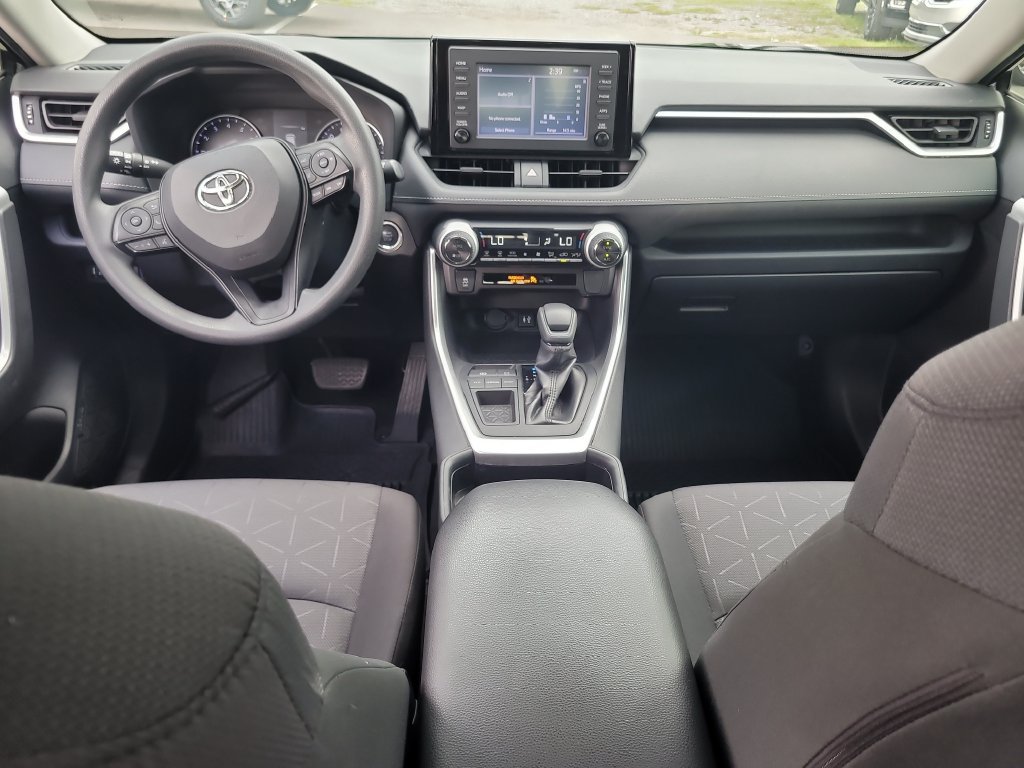 Used 2019 Toyota RAV4 XLE FWD image 12