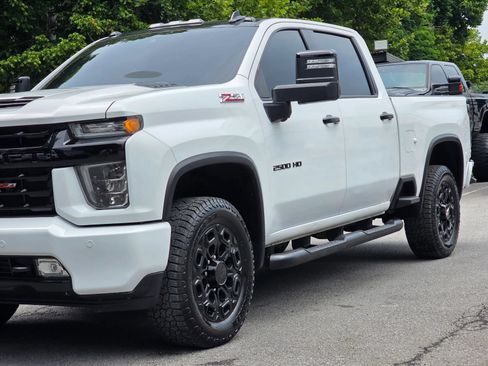 Used 2021 Chevrolet Silverado 2500 LTZ w/ LTZ Plus Package AWD/4WD image 3