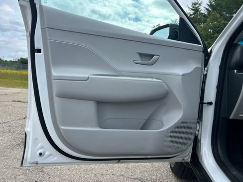 Certified 2026 Hyundai Kona SEL Sport AWD/4WD image 13