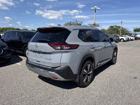 Certified 2023 Nissan Rogue Platinum w/ Platinum Premium Package FWD image 4