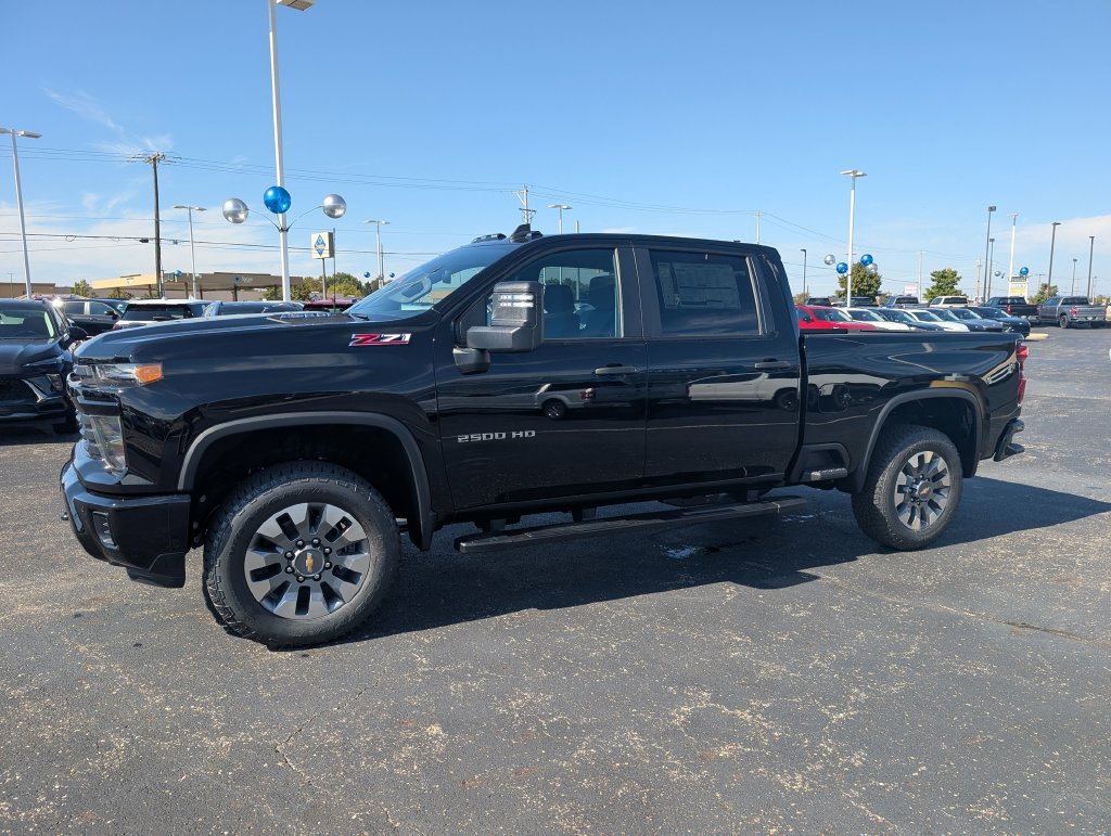 New 2026 Chevrolet Silverado 2500 Custom w/ Custom Value Package AWD/4WD image 4