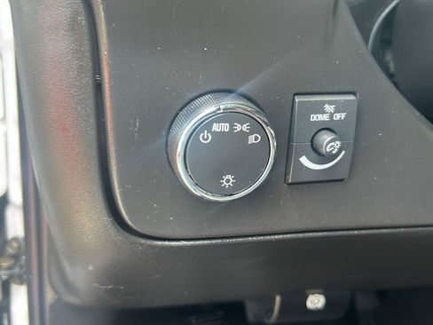 Used 2018 Chevrolet Express 2500 RWD image 26