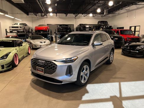 Used 2025 Audi Q5 Premium Plus AWD/4WD image 7