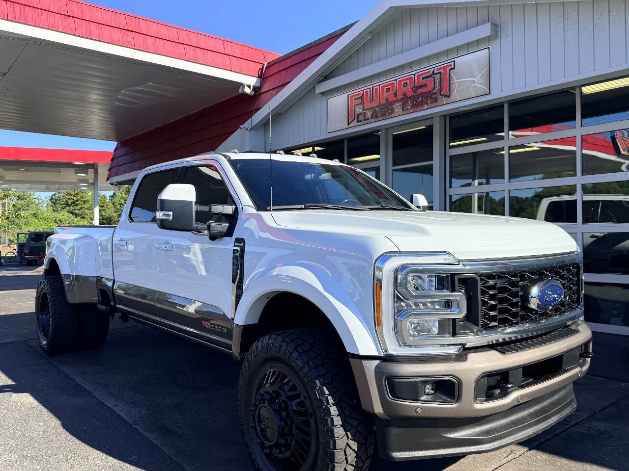 Used 2023 Ford F450 King Ranch w/ FX4 Off-Road Package AWD/4WD image 15