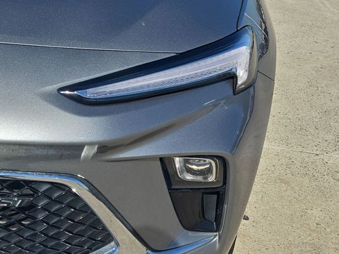 Used 2024 Buick Encore GX Sport Touring image 11