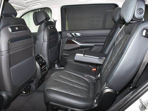 Used 2026 BMW X7 xDrive40i image 62