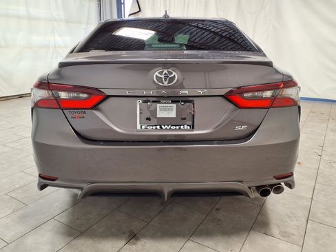 Used 2023 Toyota Camry SE w/ Convenience Package image 8
