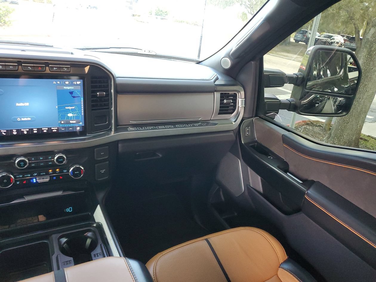 Used 2024 Ford F350 Platinum w/ FX4 Off-Road Package AWD/4WD image 16