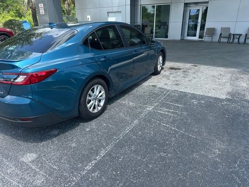 Used 2025 Toyota Camry LE w/ Convenience Package FWD image 3