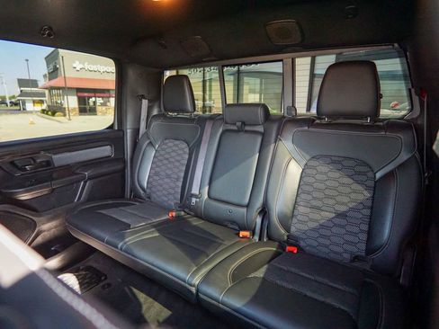 Used 2021 RAM 1500 Big Horn w/ Built-to-serve Edition AWD/4WD image 34