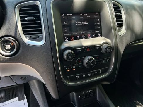 Used 2019 Dodge Durango SXT AWD/4WD image 39