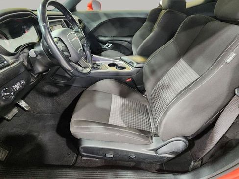 Used 2020 Dodge Challenger GT w/ Blacktop Package AWD/4WD image 11
