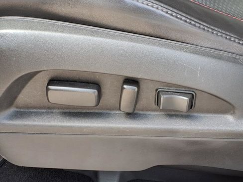 Used 2015 Chevrolet Equinox LT w/ Power Convenience Package image 16