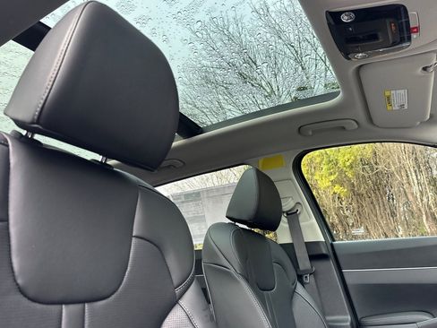 New 2026 Kia Sorento EX image 14