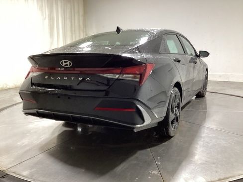 New 2026 Hyundai Elantra Sport w/ Cargo Package image 7