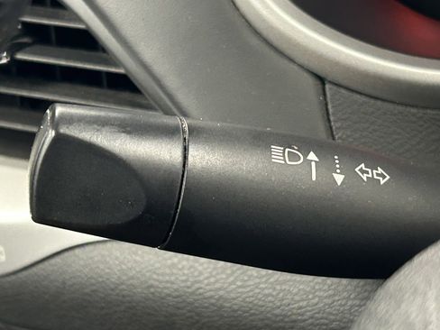 Used 2018 Jeep Cherokee Overland w/ Technology Group image 24