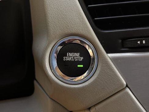 Used 2019 GMC Yukon Denali image 23