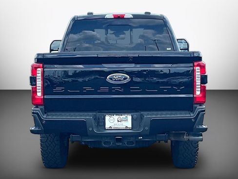 Used 2024 Ford F250 Lariat w/ Lariat Ultimate Package AWD/4WD image 3