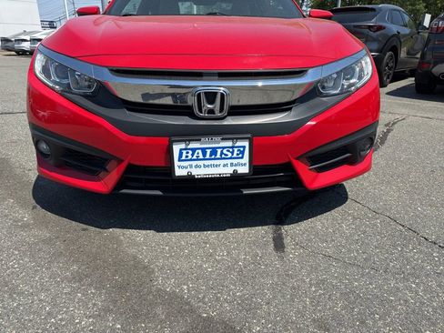 Used 2018 Honda Civic EX-T image 9