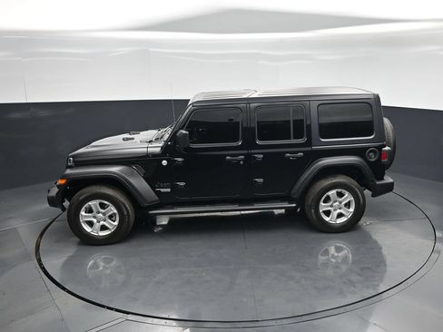 Used 2021 Jeep Wrangler Unlimited Sport AWD/4WD image 43