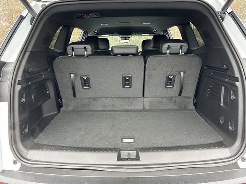 New 2026 GMC Acadia AT4 image 43