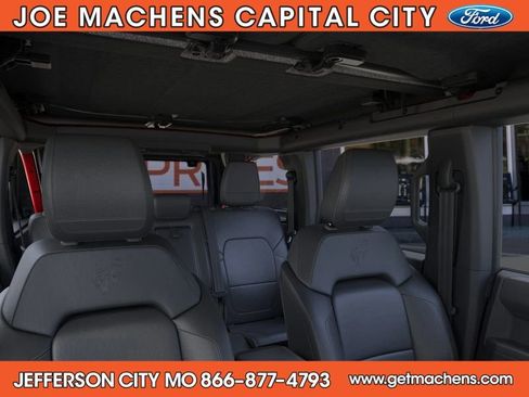 New 2025 Ford Bronco Badlands image 13