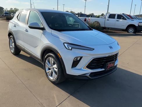 New 2026 Buick Encore GX Preferred image 2