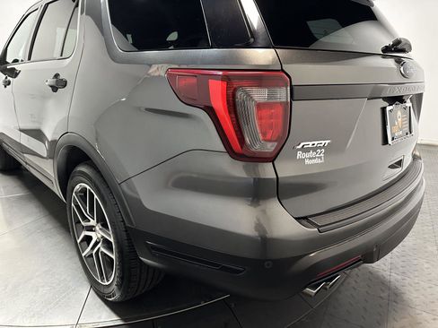 Used 2018 Ford Explorer Sport image 10