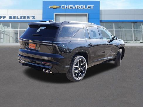 New 2026 Chevrolet Traverse High Country image 3