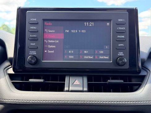 Used 2019 Toyota RAV4 XLE w/ Convenience Package AWD/4WD image 15