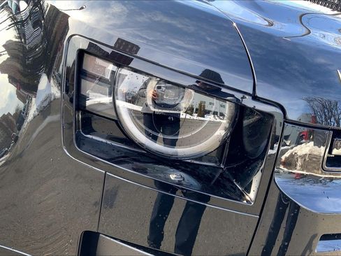 New 2026 Land Rover Defender 110 X-Dynamic SE image 13