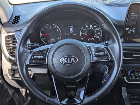 Used 2021 Kia Seltos S image 22