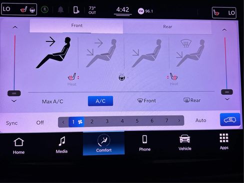 Used 2022 Chrysler Pacifica Touring-L FWD image 42