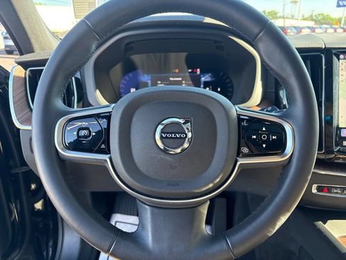 Certified 2025 Volvo XC60 B5 Ultra w/ Protection Package Premier AWD/4WD image 19