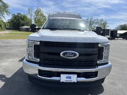 Used 2019 Ford F350 XL w/ Power Equipment Group AWD/4WD image 2