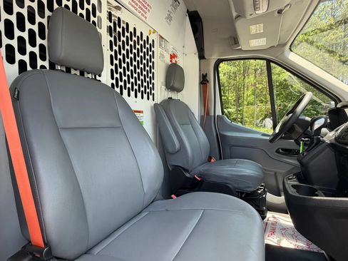 Used 2019 Ford Transit 150 148 Medium Roof RWD image 15