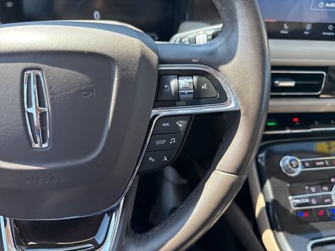 Used 2023 Lincoln Nautilus Reserve AWD/4WD image 23