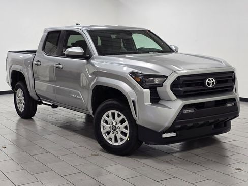 New 2026 Toyota Tacoma SR5 image 2