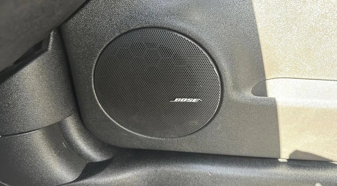 Used 2009 Chevrolet Impala LTZ FWD image 18